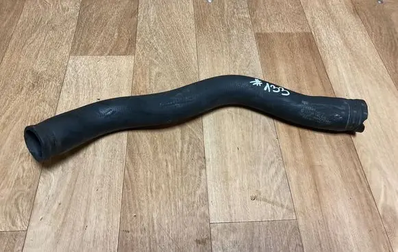 Opel Insignia A Engine coolant pipe/hose 13239142 565563697
