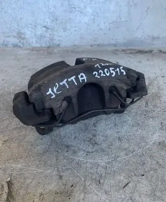 Volkswagen Jetta VI Front brake caliper