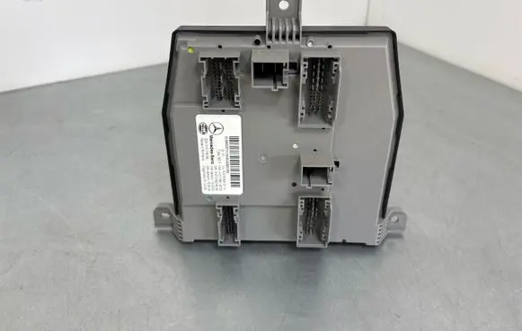 Mercedes-Benz E W213 SAM control unit A2139014203