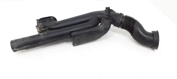 Opel Astra H Air intake duct part 90531028