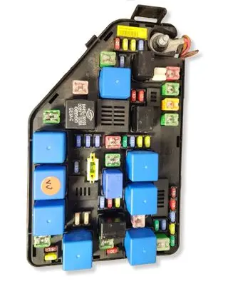 SsangYong Korando Fuse module 34EB015 8297034021 11H050096
