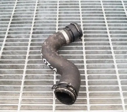 Audi A4 S4 B8 8K Engine coolant pipe/hose 8K0121101P