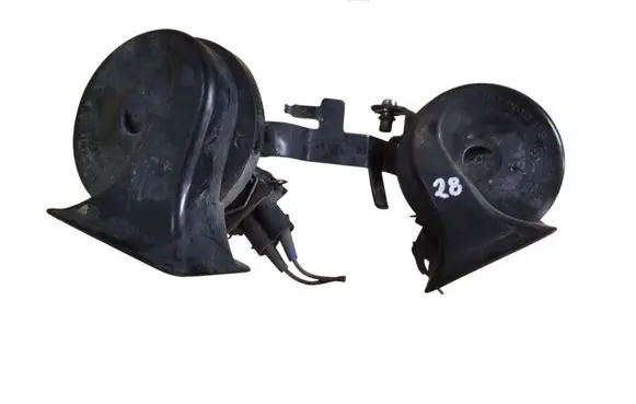 Audi A3 S3 8L Horn signal 