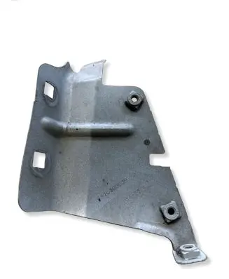 Renault Master III Fender mounting bracket 641C20003R