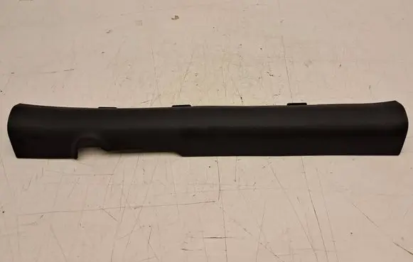 Hyundai i30 Front sill trim cover 85871G4000