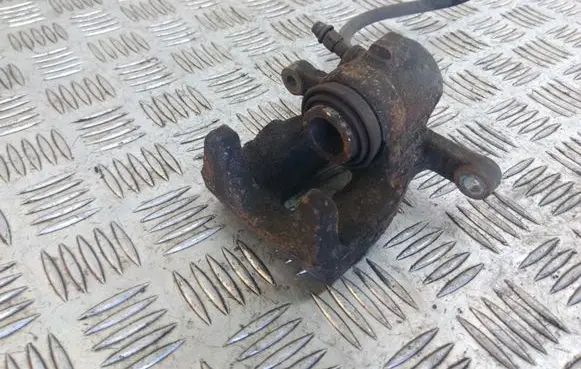 Mercedes-Benz B W245 Rear brake caliper