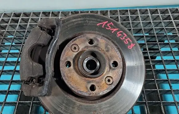 Renault Clio III Front wheel hub spindle knuckle IMPRK1514358