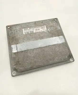 Ford Fiesta Engine control unit/module 6S6112A650FD S120977315D