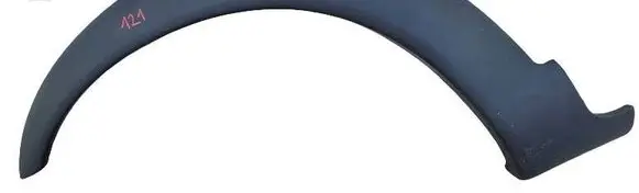 Fender trim (molding)