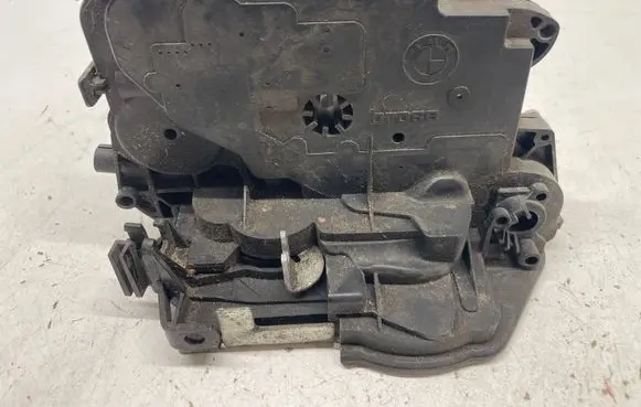 BMW 5 F10 F11 Rear door lock 7060295