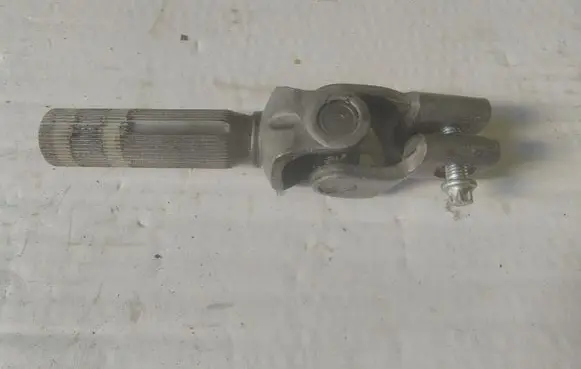 Opel Astra H Steering column universal joint