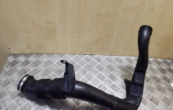 Jaguar XJL Air intake duct part 9X239689AD