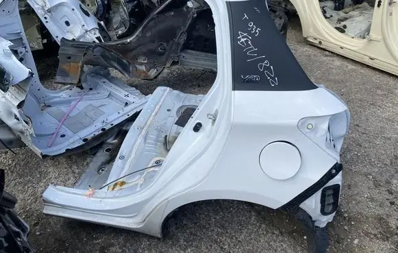 Toyota Yaris Rear quarter panel
