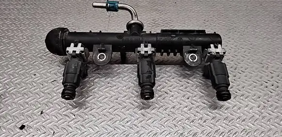 Opel Corsa C Fuel injectors set 0280155965 0280151075