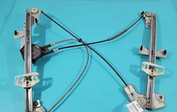 Peugeot Partner Front door window regulator with motor IMPRK1556794