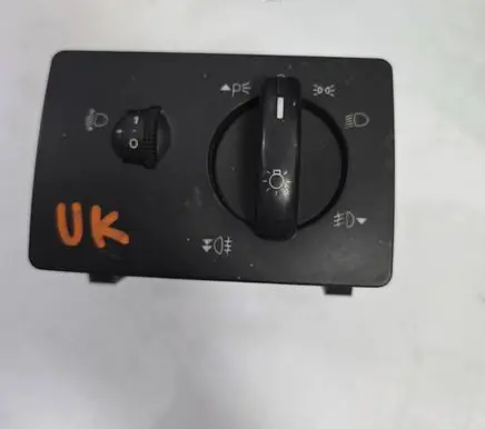 Ford Focus Light switch 4M5T13A024MA