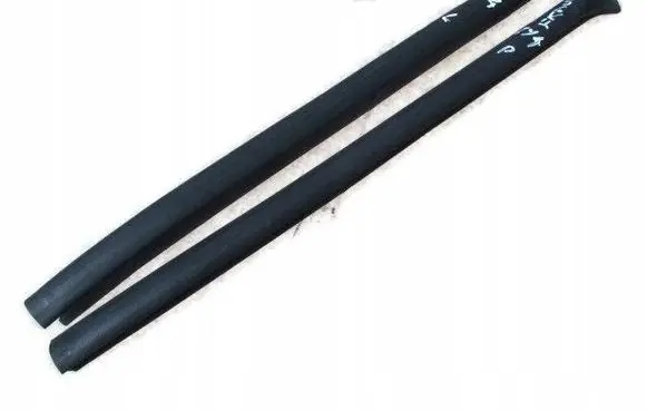 Suzuki Vitara (LY) Sliding door rubber seal 