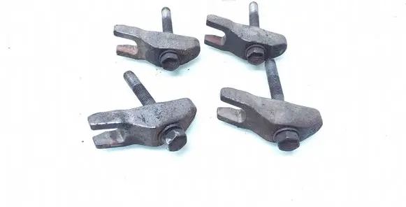 KIA Ceed Fuel Injector clamp holder