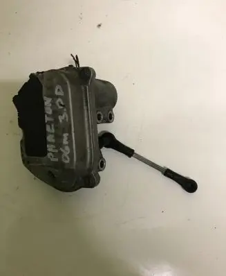 Volkswagen Phaeton Intake manifold valve actuator/motor 3D0616039T