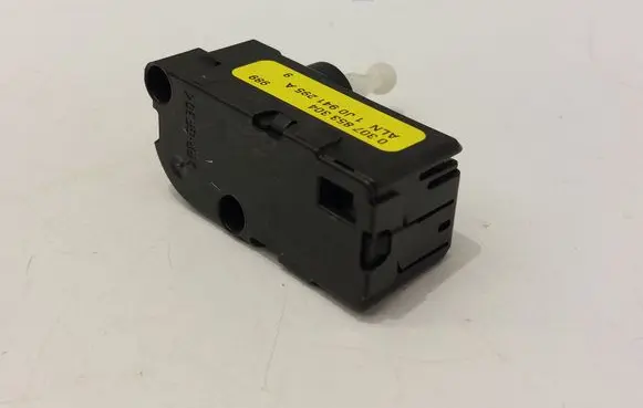 Volkswagen Touran I Headlight level adjustment motor 1J0941295A