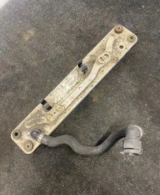 BMW X5 F15 Gearbox / Transmission oil cooler 7647315