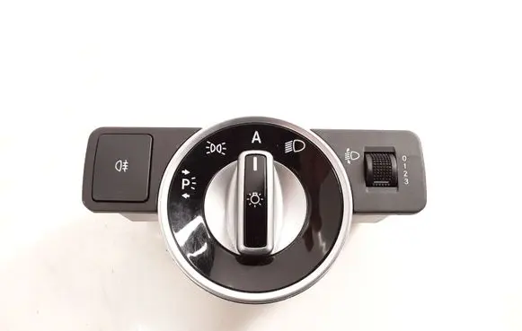 Mercedes-Benz C W204 Light switch A2049051751
