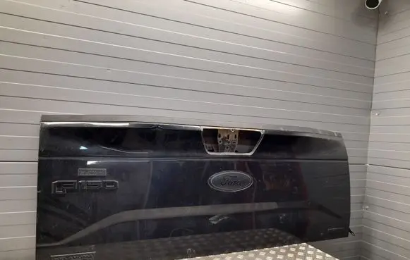 Ford F150 Pickup box rear panel tailgate 