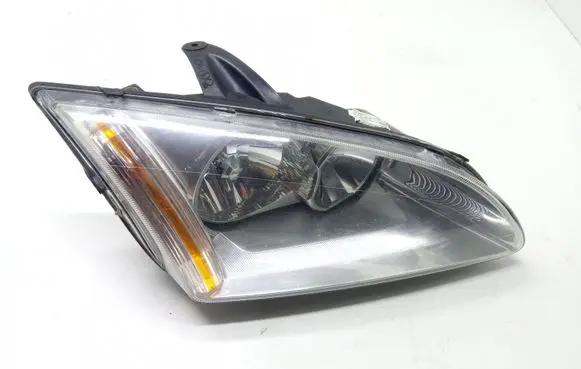 Ford Focus Headlight/headlamp 1JX9E