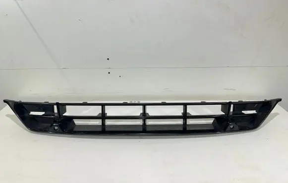 Volvo S90, V90 Front bumper lower grill 32227395