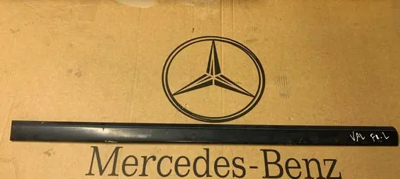 Mercedes-Benz C W202 Rear door trim (molding) A2026900862