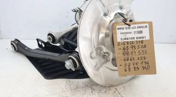 BMW 5 G30 G31 G38 Rear wheel hub spindle/knuckle 6866338MWGK64544 6866338 6893528