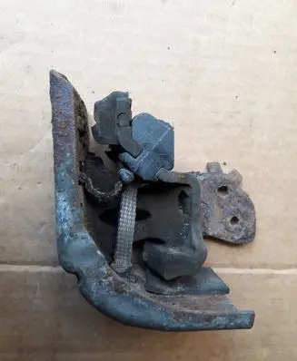 Muffler mount bracket/holder