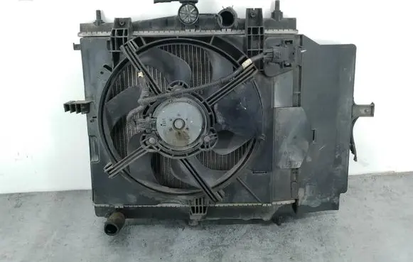 Nissan Note (E11) Coolant radiator