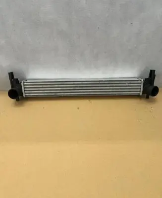 Volkswagen Polo V 6R Intercooler radiator