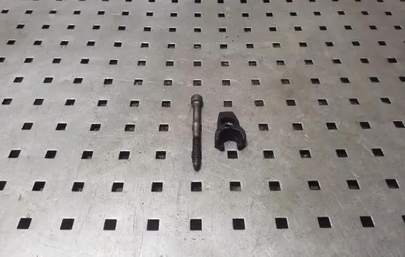 Land Rover Freelander 2 - LR2 Fuel Injector clamp holder