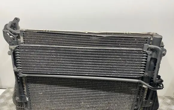 Volkswagen Tiguan Radiator set 5N0121253 5N0317019C 5N0820411C