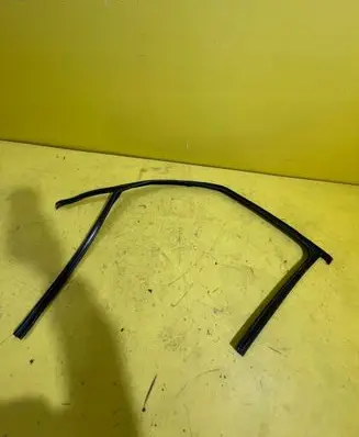 Skoda Fabia Mk2 (5J) Rubber seal loading door RZ1R12P5