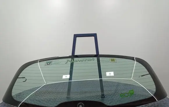 Renault Clio III Rear windscreen/windshield window 