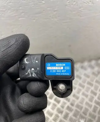 Chrysler Grand Voyager IV Air pressure sensor 0281002437 0501313CB6