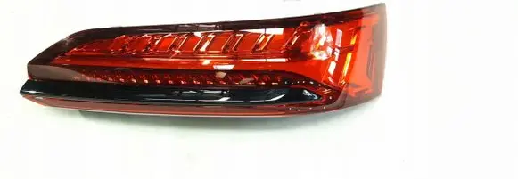 Audi Q7 4M Rear/tail lights 4M0945076D