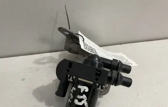 BMW X5 F15 Coolant heater control valve 1234567