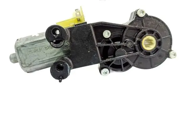 Mercedes-Benz R W251 Seat adjustment motor 0390203211 82059113 94340168046H