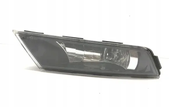 Skoda Superb B8 (3V) Front fog light 3V0941699