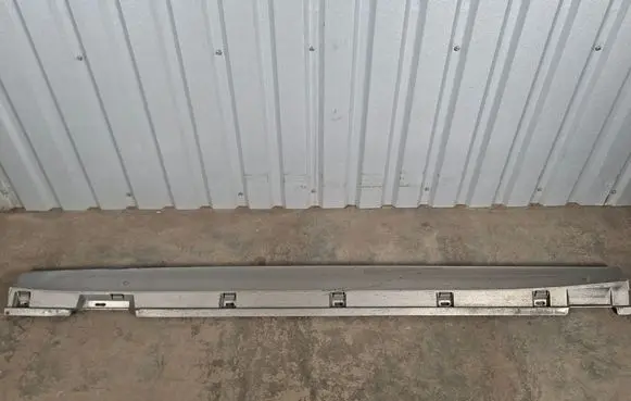 Volkswagen PASSAT CC Sill 3C8853856B