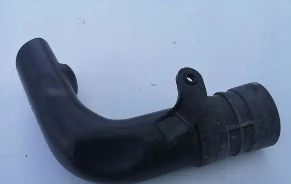 Volkswagen Golf V Intercooler hose/pipe