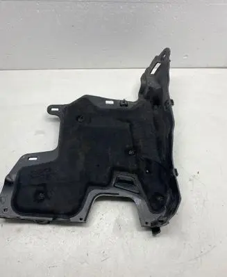 Mercedes-Benz GLE W167 Other center console (tunnel) element A1676200303 15450273