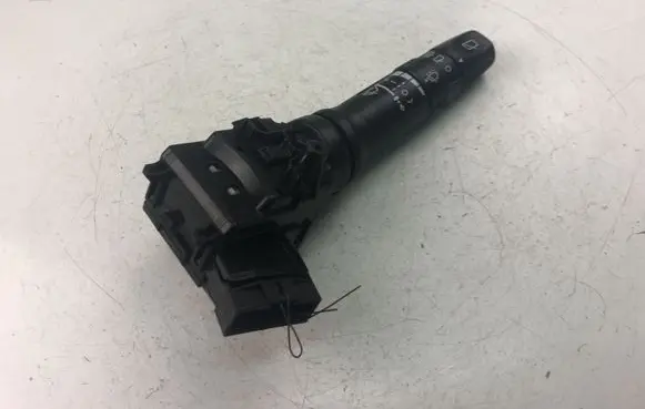 KIA Picanto Wiper turn signal indicator stalk/switch 934204L760