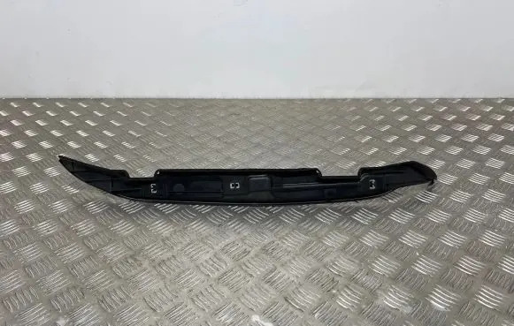 Suzuki Swift III Fender foam support/seal 7235153R0