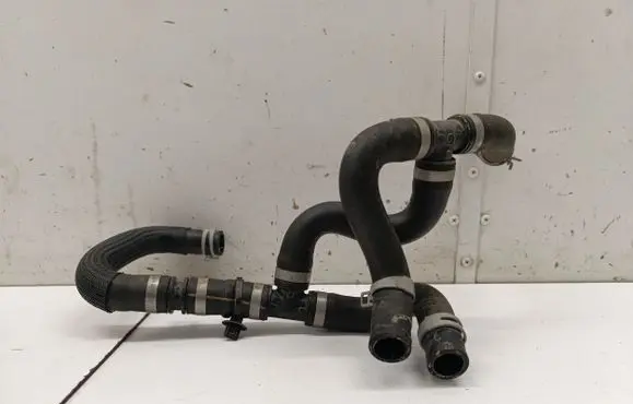 Renault Arkana Engine coolant pipe/hose