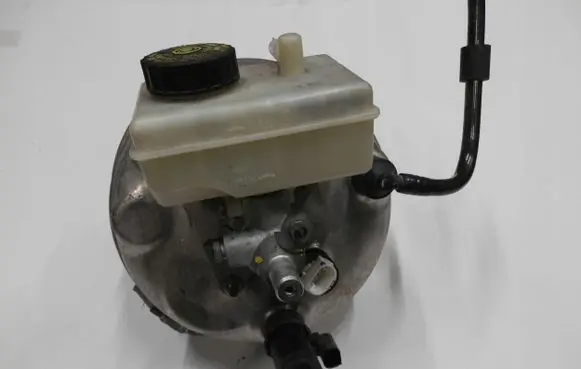 Mercedes-Benz S W220 Brake booster A0054302430